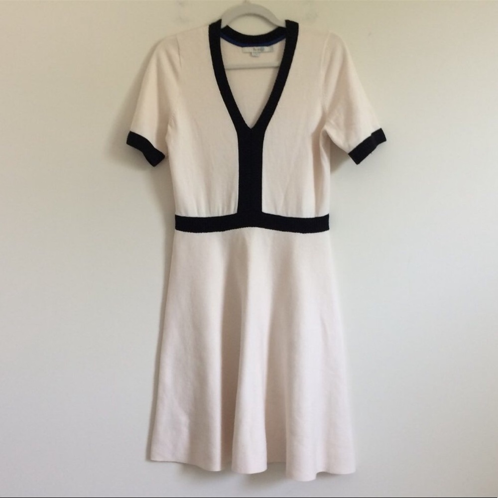 Boden V Neck Off White Black Sweater Dress 8